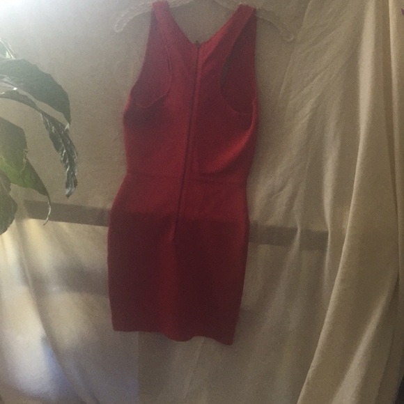 Dress - Picture 4 of 6